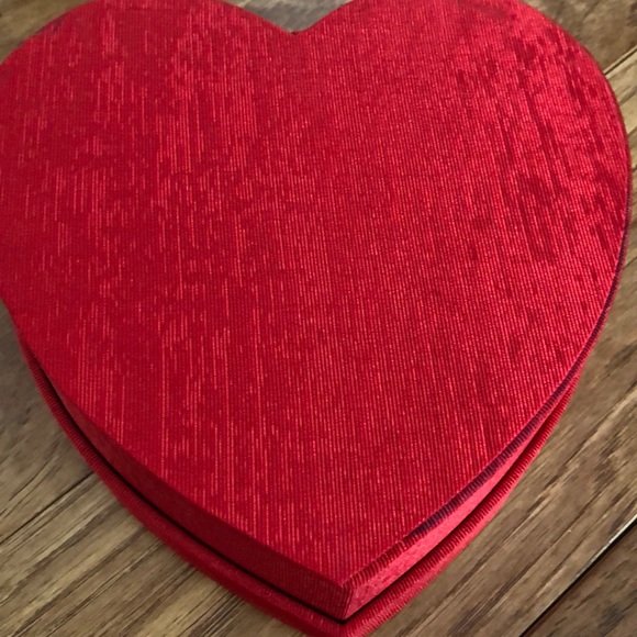 ☘️$4 NEW! Love gift box “I AM LOVED” - true red - Picture 7 of 7